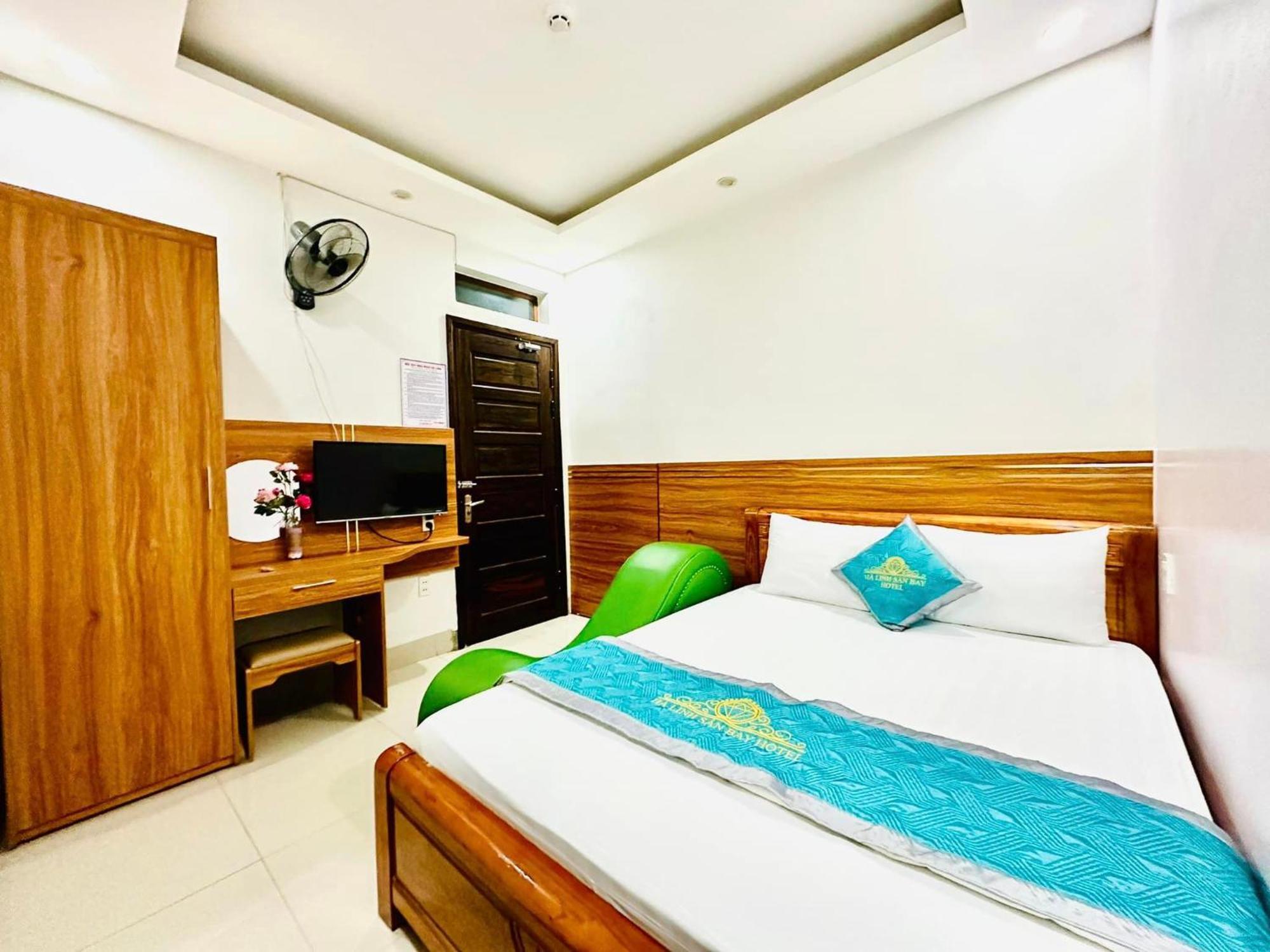 Ha Linh Hotel Db - By Bay Luxury Diện Biên Phủ Екстериор снимка
